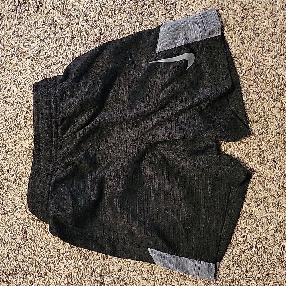 2t nike shorts